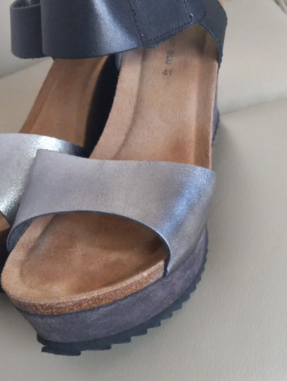 Chocolat Blu Metallic Silver and Black Platform Wedge Sandals Size EU 41